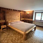 Profumo Di Legno, Palu Vacanze Апартаменты Аоста